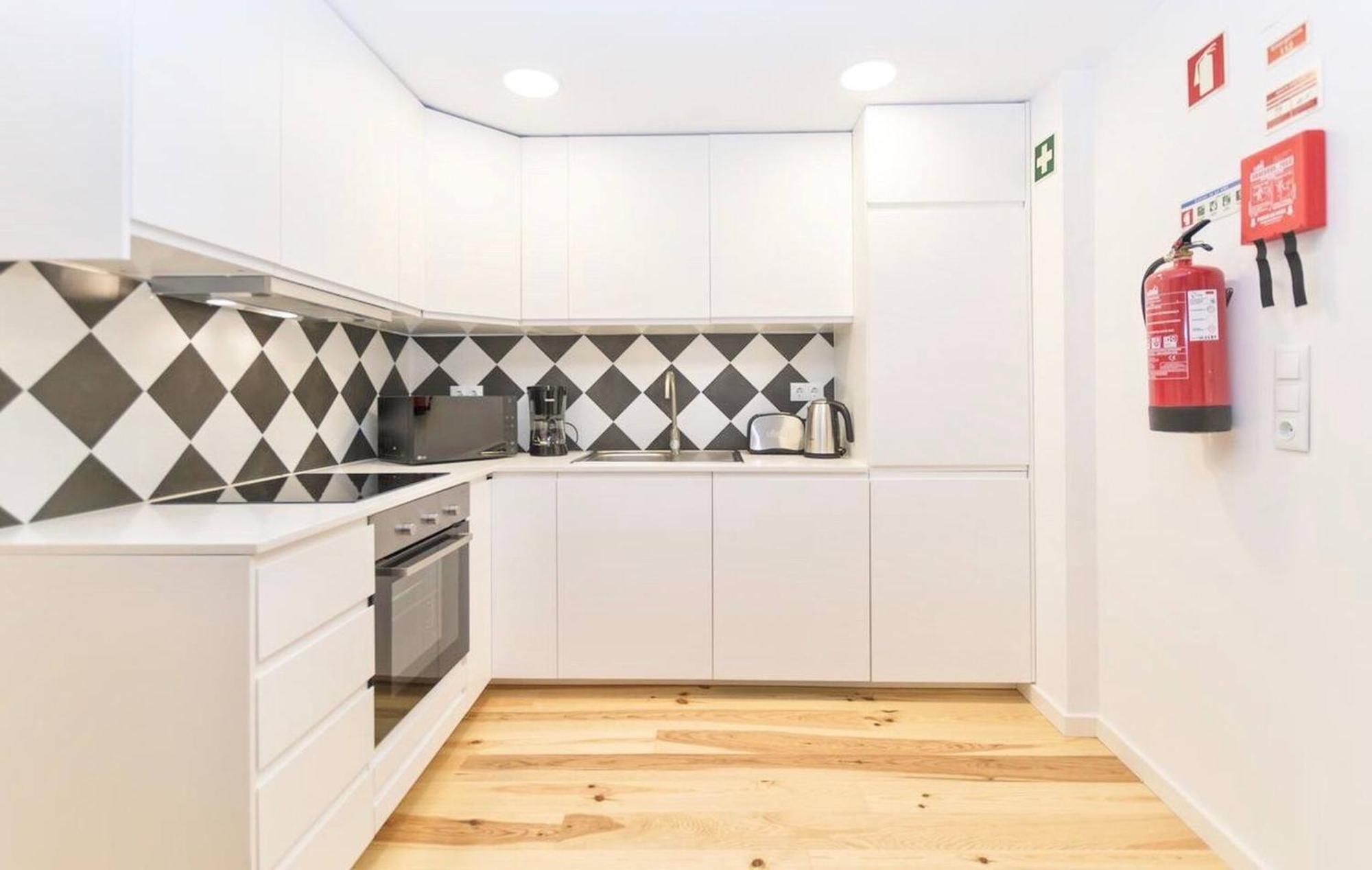 My Lx Flat Stylish Apartment In Santa Catarina ลิสบอน ภายนอก รูปภาพ